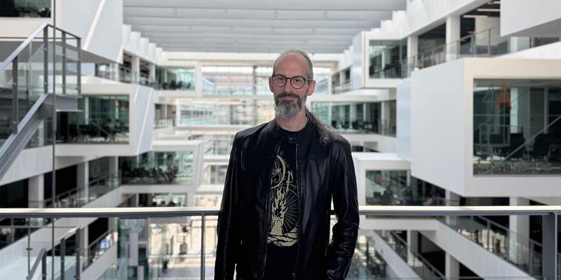Inaugural lecture of Professor Luca Maria Aiello